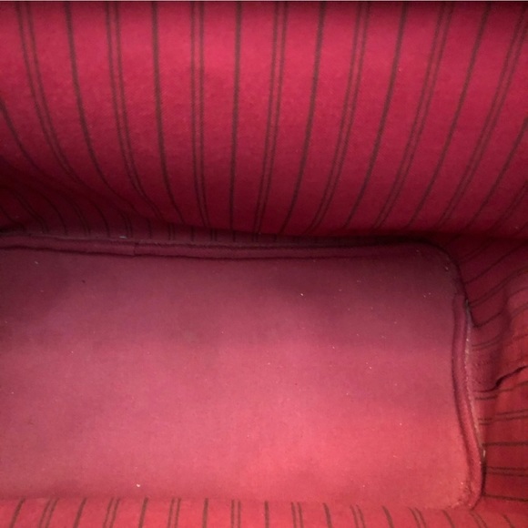 Authentic Louis Vuitton Neverfull MM - Picture 6 of 16